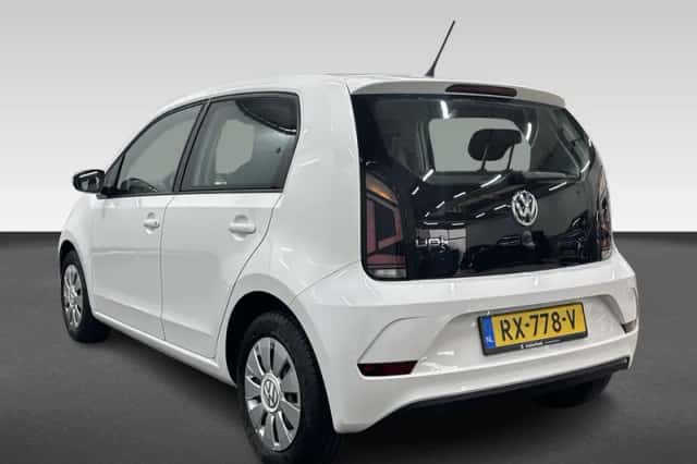 Volkswagen Up! (2018) thumbnail 3