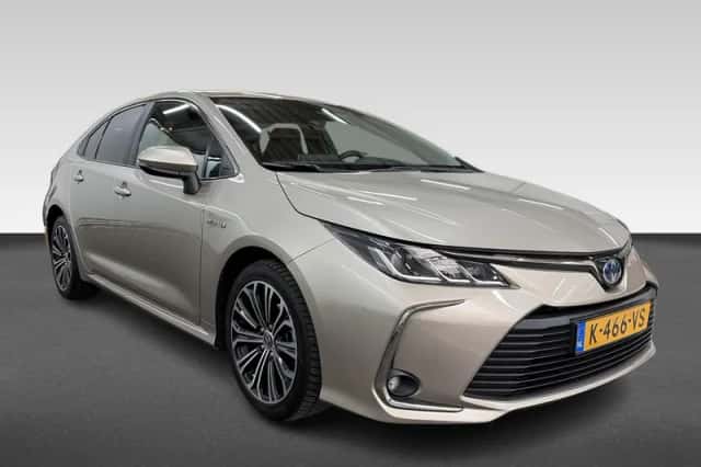 Toyota Corolla (2021) thumbnail 4