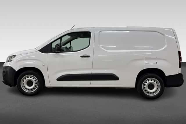Citroën Berlingo (2023) thumbnail 2