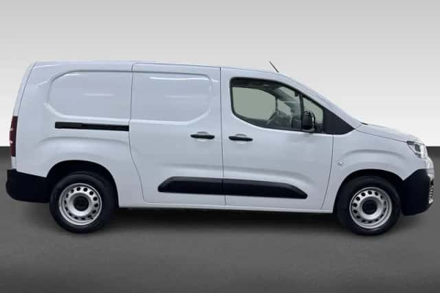 Citroën Berlingo (2023) thumbnail 6