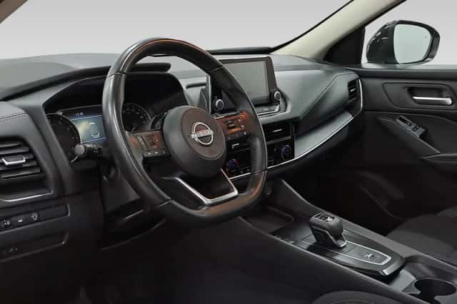 Nissan Qashqai (2023) thumbnail 4