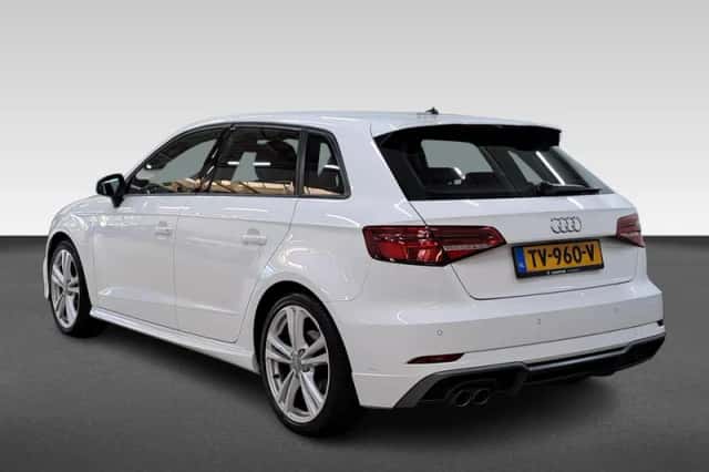 Audi A3 (2018) thumbnail 3
