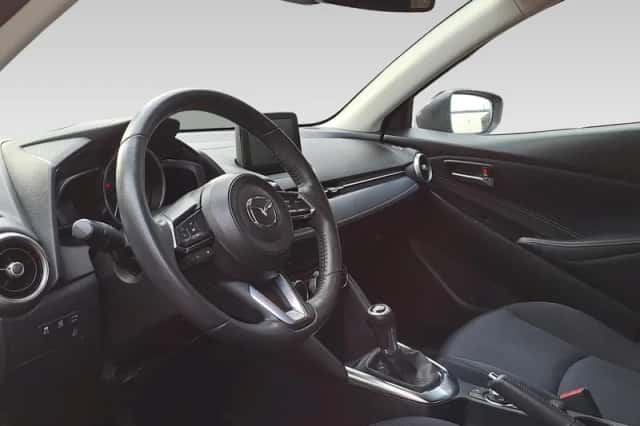 Mazda 2 (2020) thumbnail 4