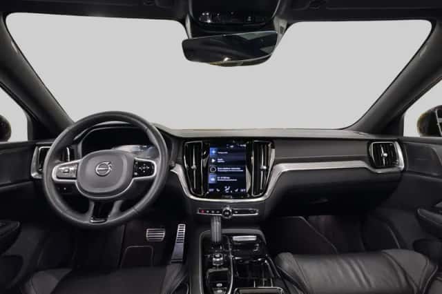 Volvo V60 (2022) thumbnail 5