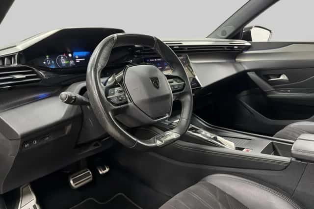 Peugeot 308 (2023) thumbnail 4