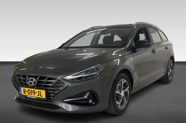 Hyundai i30 (2022) thumbnail 1