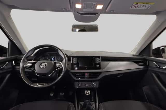 Škoda Kamiq (2021) thumbnail 5