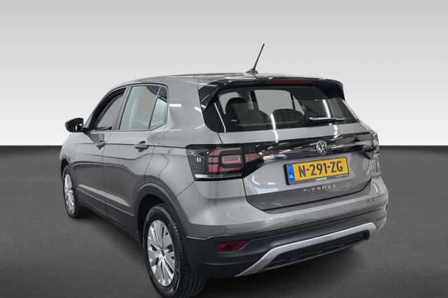 Volkswagen T-Cross (2021) thumbnail 3