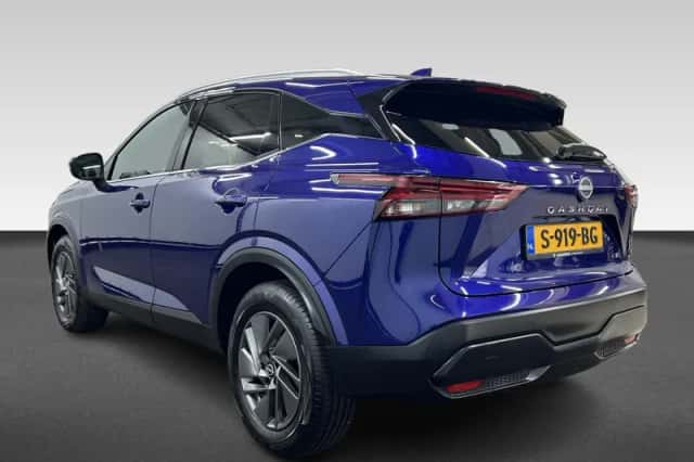 Nissan Qashqai (2023) thumbnail 3