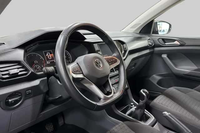 Volkswagen T-Cross (2019) thumbnail 4