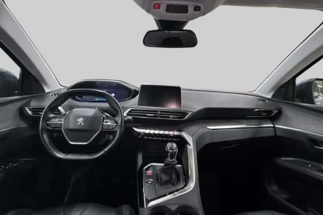 Peugeot 5008 (2019) thumbnail 5