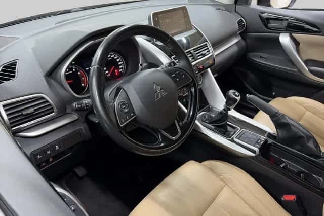 Mitsubishi Eclipse Cross (2019) thumbnail 4
