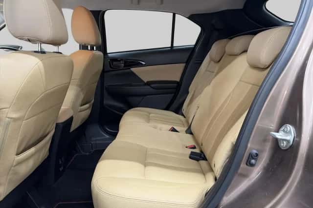Mitsubishi Eclipse Cross (2019) thumbnail 6