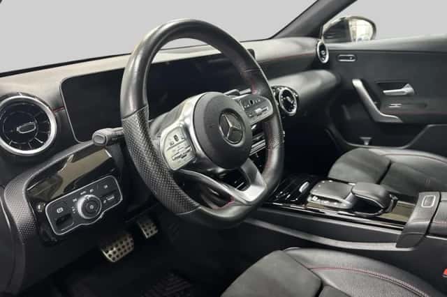 Mercedes-Benz A-Klasse (2020) thumbnail 4