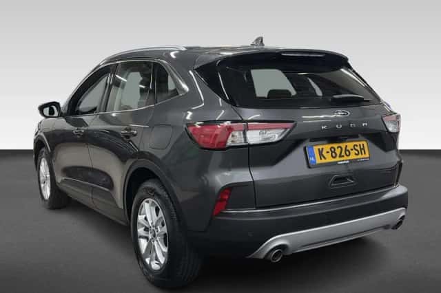 Ford Kuga (2021) thumbnail 3