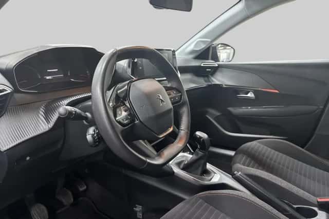Peugeot 208 (2023) thumbnail 4