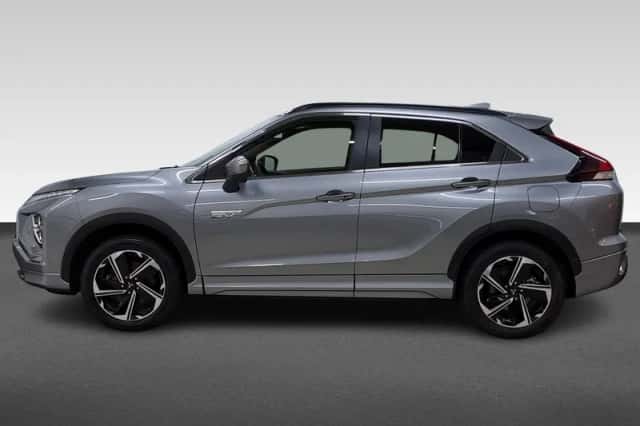 Mitsubishi Eclipse Cross (2023) thumbnail 2