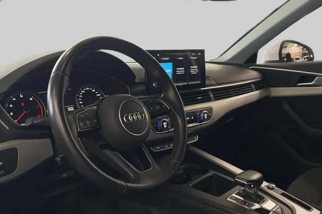 Audi A4 (2022) thumbnail 4