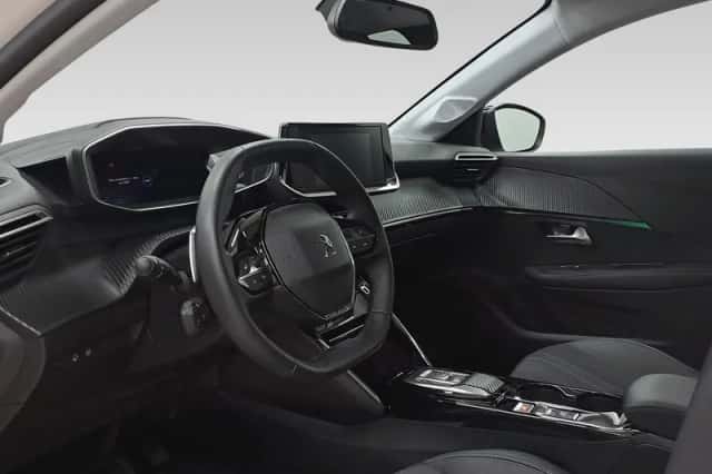 Peugeot 208 (2023) thumbnail 4