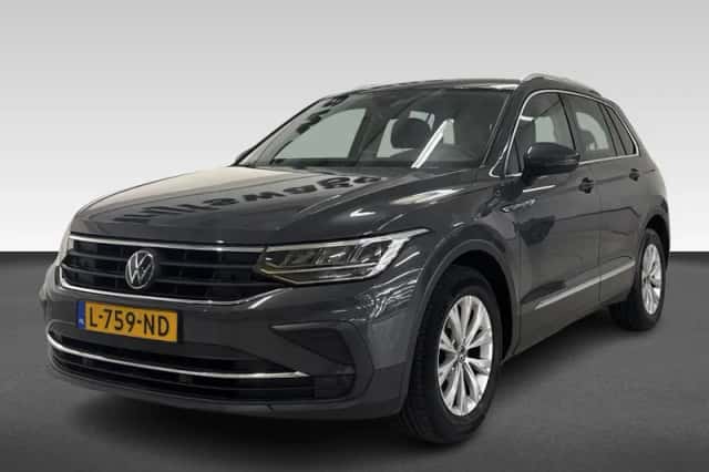 Volkswagen Tiguan (2021) thumbnail 1