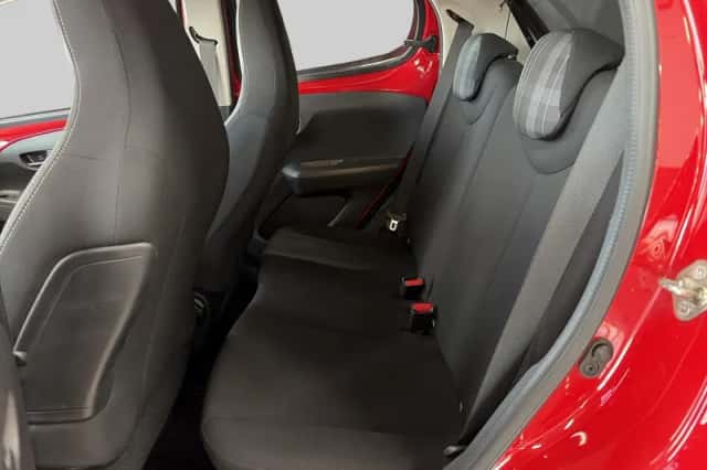 Peugeot 108 (2019) thumbnail 6