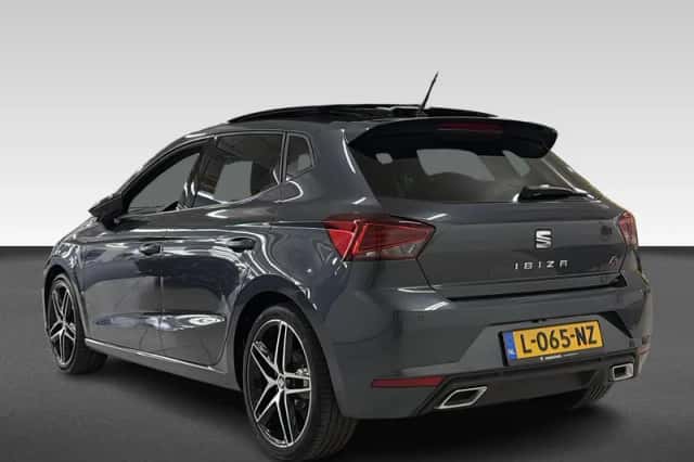 SEAT Ibiza (2021) thumbnail 3