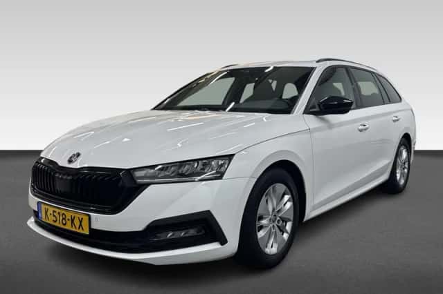 Škoda Octavia (2021) thumbnail 1