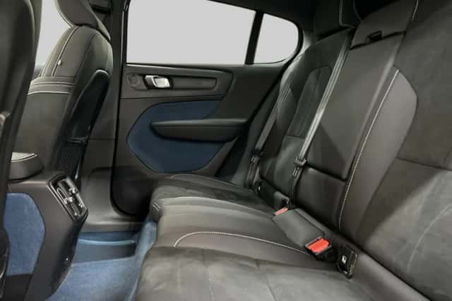 Volvo C40 (2021) thumbnail 6