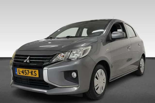 Mitsubishi Space Star (2021) thumbnail 1