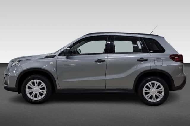 Suzuki Vitara (2021) thumbnail 2