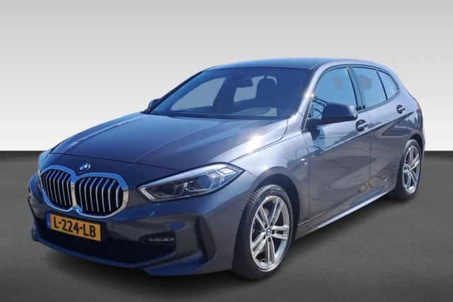 BMW 1-Serie (2021) thumbnail 1