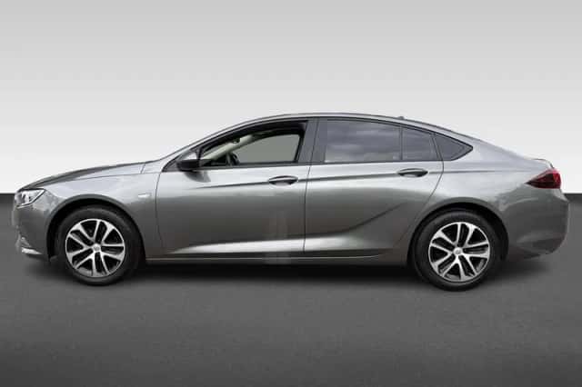 Opel Insignia (2018) thumbnail 2