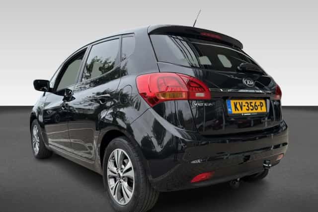 Kia Venga (2017) thumbnail 3