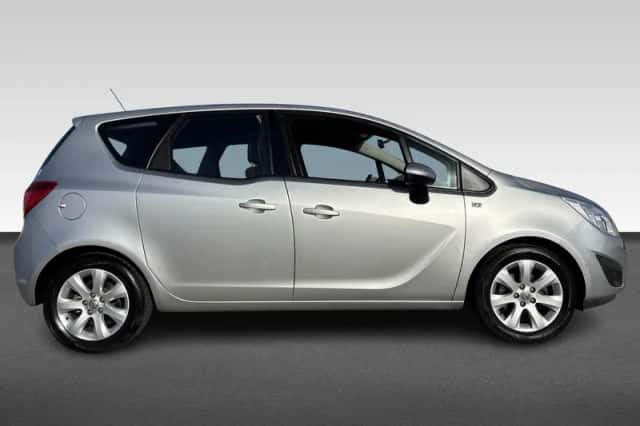 Opel Meriva (2011) thumbnail 5