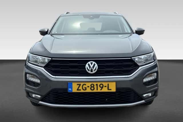 Volkswagen T-Roc (2019) thumbnail 4