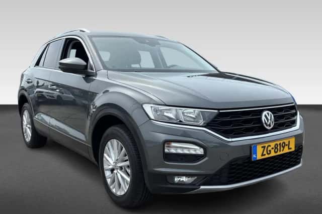 Volkswagen T-Roc (2019) thumbnail 5