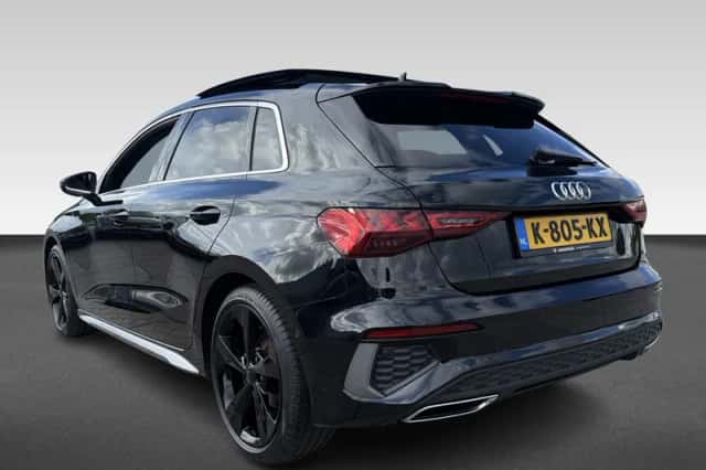 Audi A3 (2021) thumbnail 3
