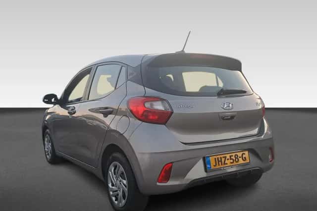 Hyundai i10 (2023) thumbnail 3