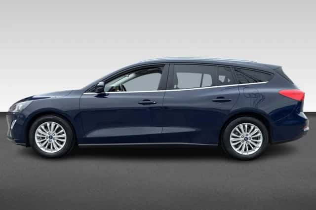 Ford Focus (2020) thumbnail 2