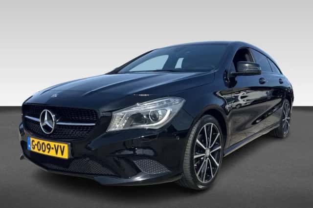 Mercedes-Benz CLA-Klasse (2015) thumbnail 1