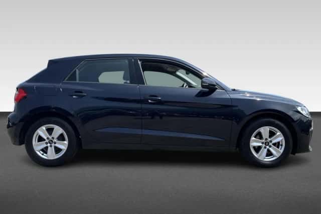 Audi A1 (2022) thumbnail 6