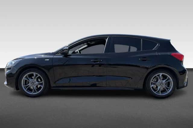 Ford Focus (2020) thumbnail 2