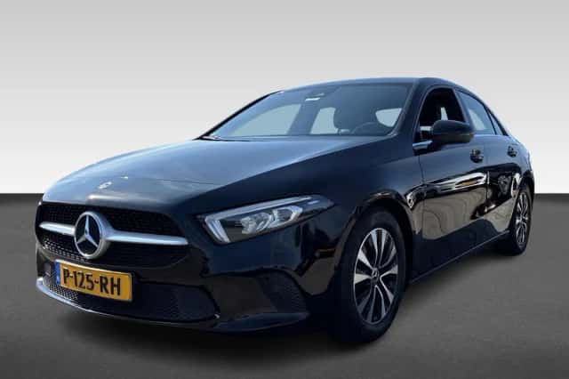 Mercedes-Benz A-Klasse (2022) thumbnail 1