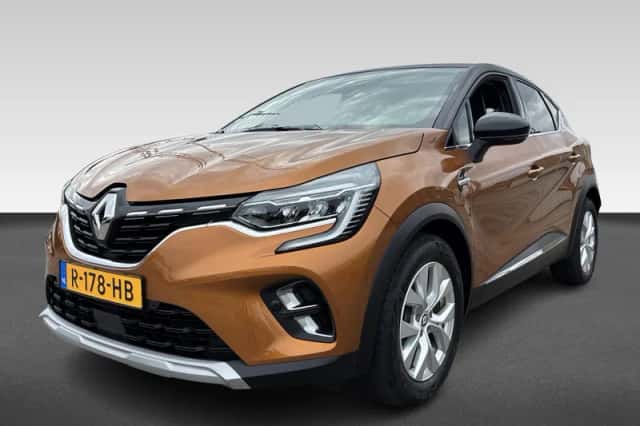 Renault Captur (2022) thumbnail 1