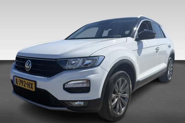 Volkswagen T-Roc (2021) thumbnail 1