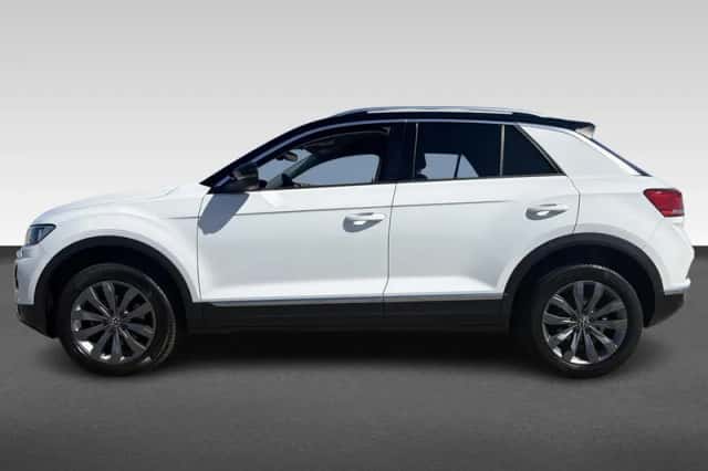 Volkswagen T-Roc (2021) thumbnail 2