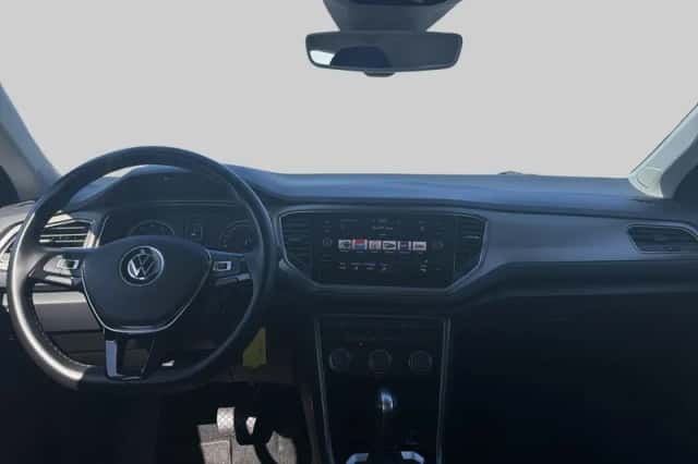 Volkswagen T-Roc (2021) thumbnail 5