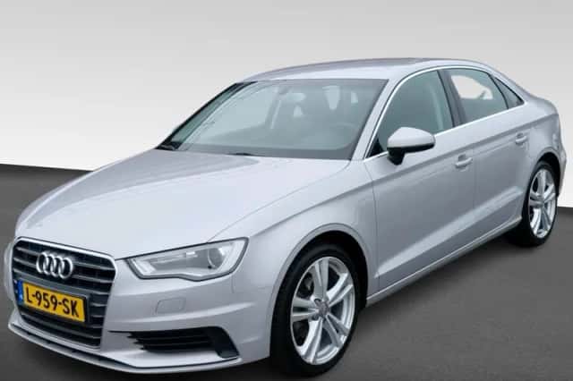 Audi A3 (2014) thumbnail 1