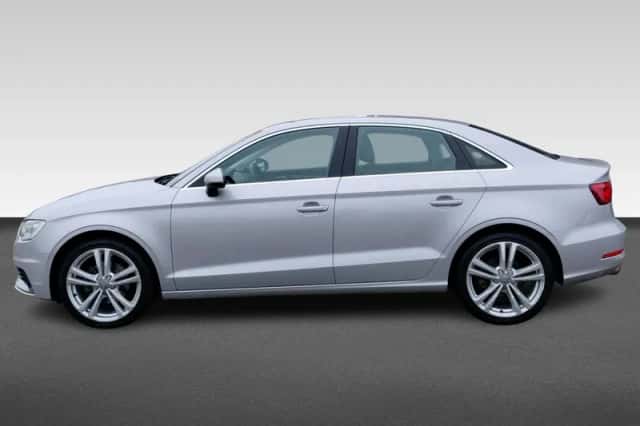 Audi A3 (2014) thumbnail 2