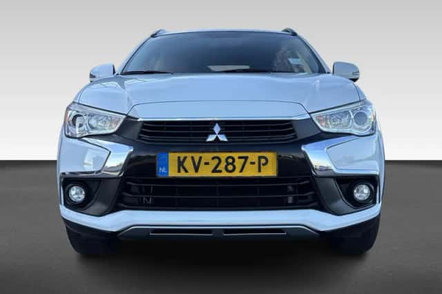Mitsubishi ASX (2016) thumbnail 4